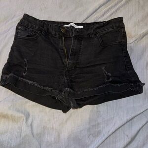 Brand: CELEBRITY PINK | Size : 11/30 | Color: Black